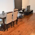 Bnbera - The Rock Apartment